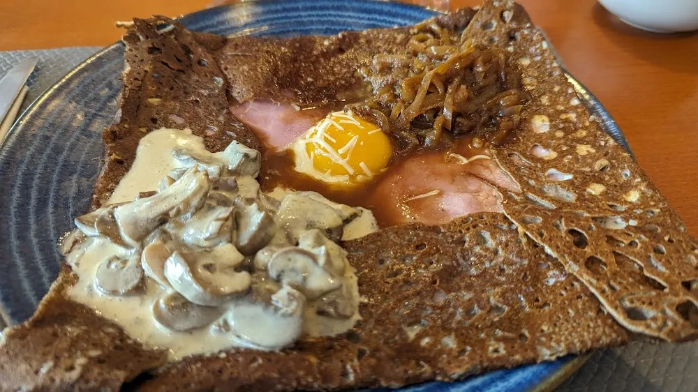 Crêpe Complète Jambon Oeuf Emmental